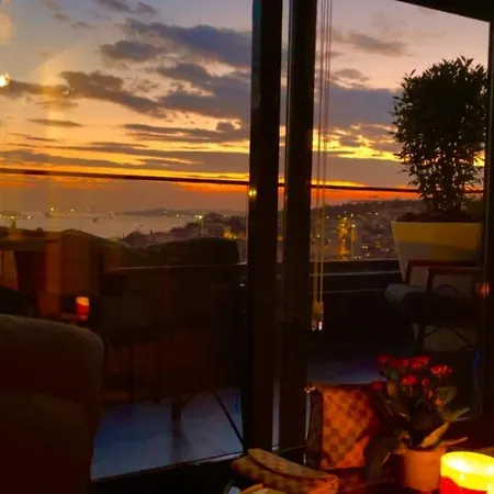 Bosphorus Seaview Flat & Alexa Smart By Summitvista * İstanbul