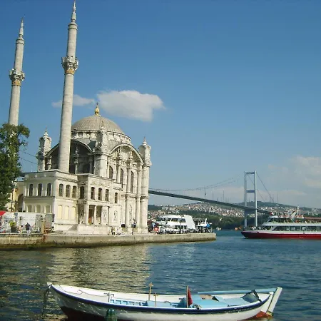 Bosphorus Seaview Flat & Alexa Smart By Summitvista Daire